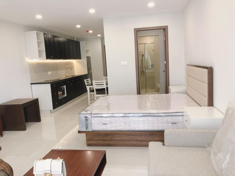 A Cozy Urban Retreat by the River Area