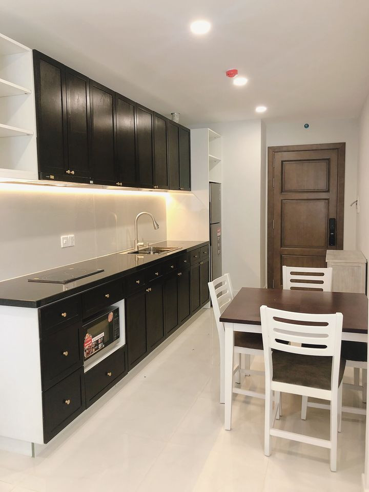 A Cozy Urban Retreat by the River Area