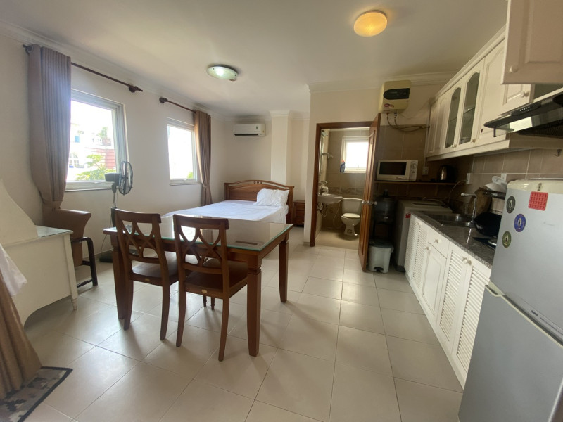 A Quietly Stylish Studio Home got Big balcony