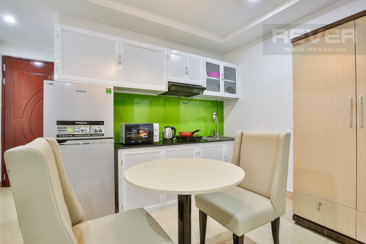 A Studio That Feels Calm and Collected