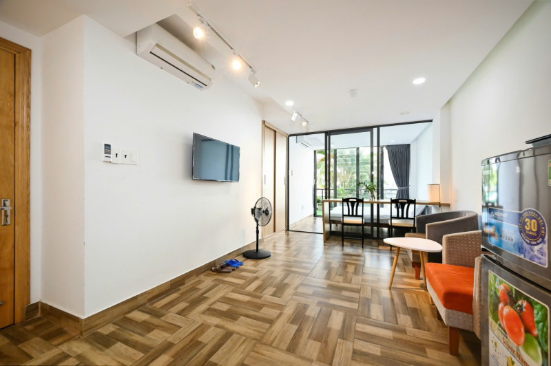 A Naturally Bright Living Space