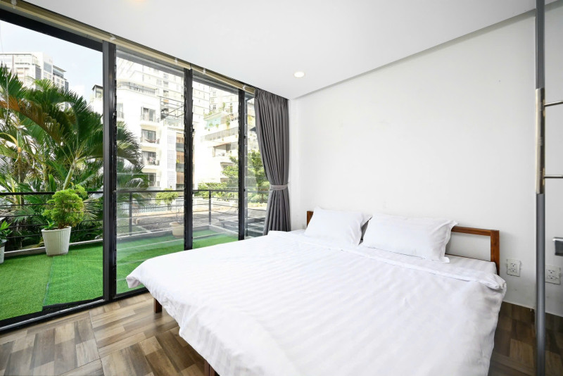 A Naturally Bright Living Space