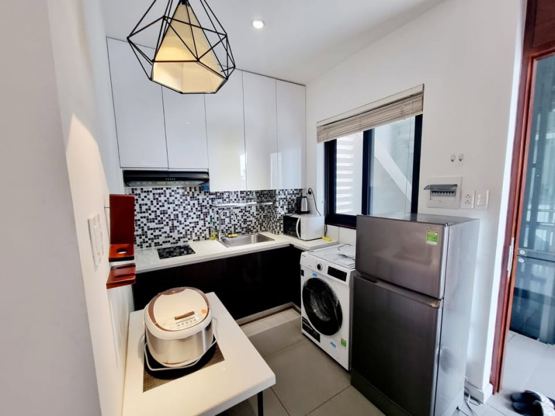 Natural Light, Comfortable Living