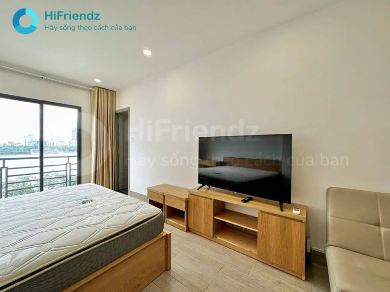 Beautifully Designed Studio with Cozy Vibes