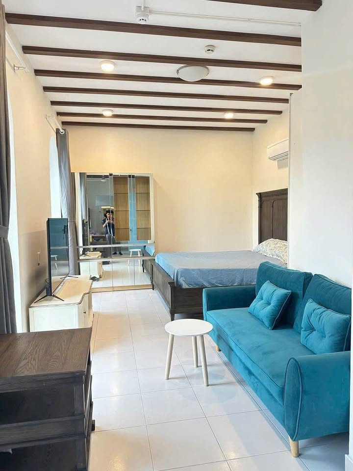 Zen-Inspired Studio Apartment