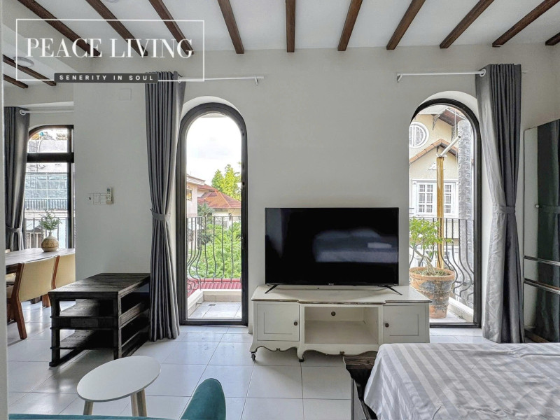 Zen-Inspired Studio Apartment