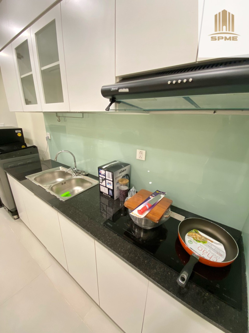 Sun-Filled Studio with Green View in Thao Dien