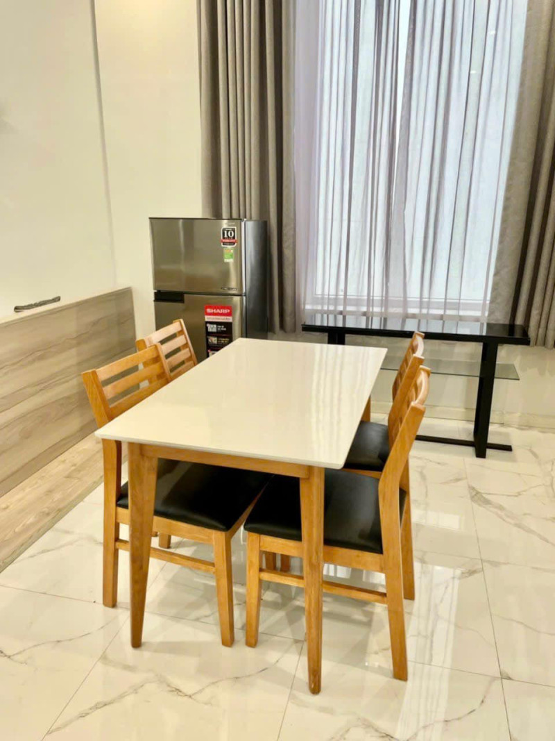 A Tranquil Studio Near the City Core