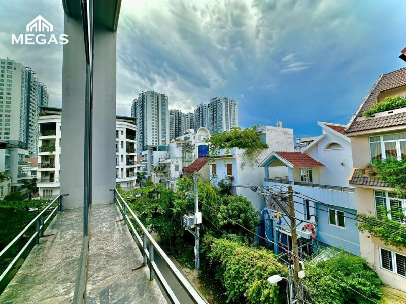 A Peace-First Studio Apartment